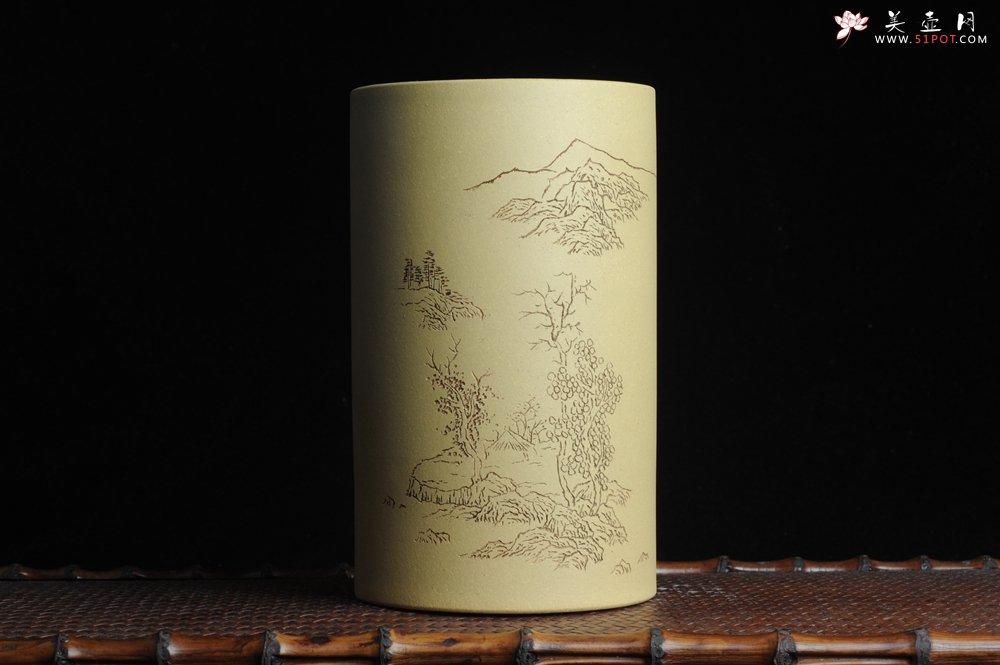 紫砂壶图片：美筒特惠 精品山水高帽笔筒五式  老师不打草稿直接空刻 一气呵成 - 全手工紫砂壶网