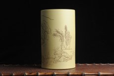 紫砂壶图片：美筒特惠 精品山水高帽笔筒一式 老师不打草稿直接空刻 一气呵成  - 全手工紫砂壶网