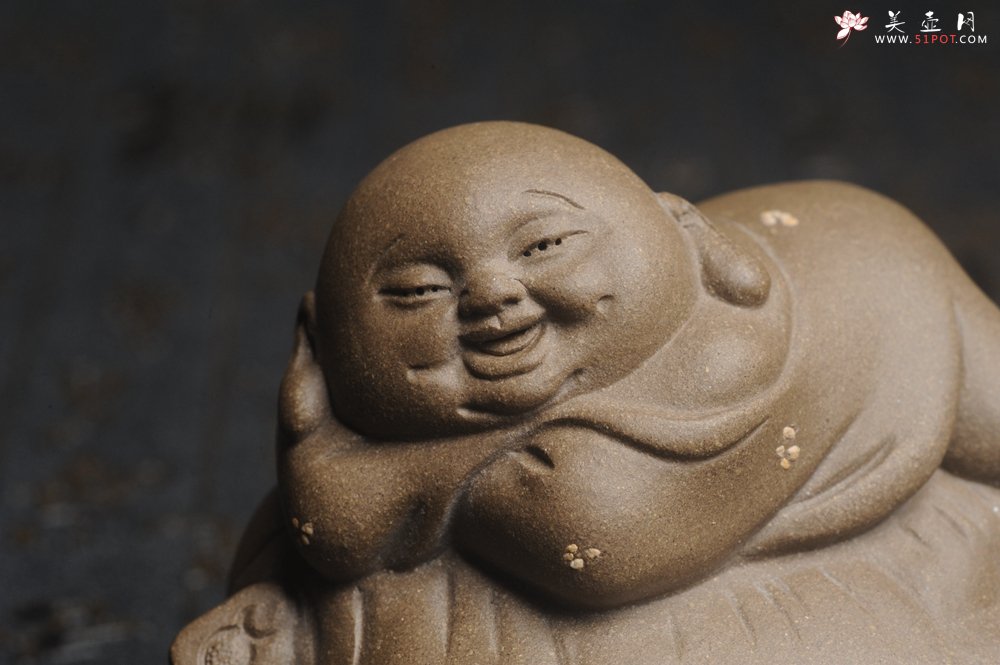 紫砂壶图片：美宠特惠 精工老青段如意人生茶宠摆件 神态细腻 长9cm宽7cm高7cm - 全手工紫砂壶网