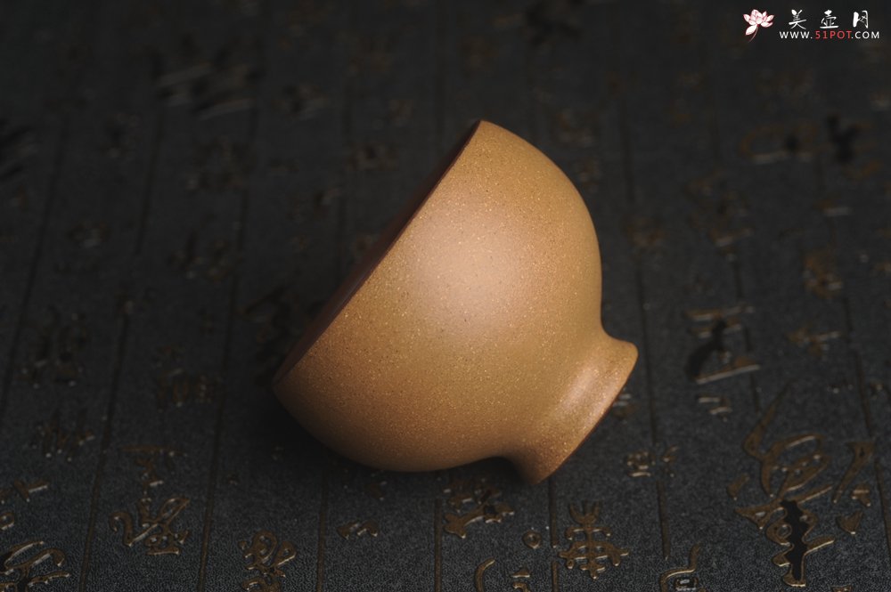 紫砂壶图片：美杯国庆特惠 精品好泥好工雅致特厚实主人杯 茶人醉爱 - 全手工紫砂壶网