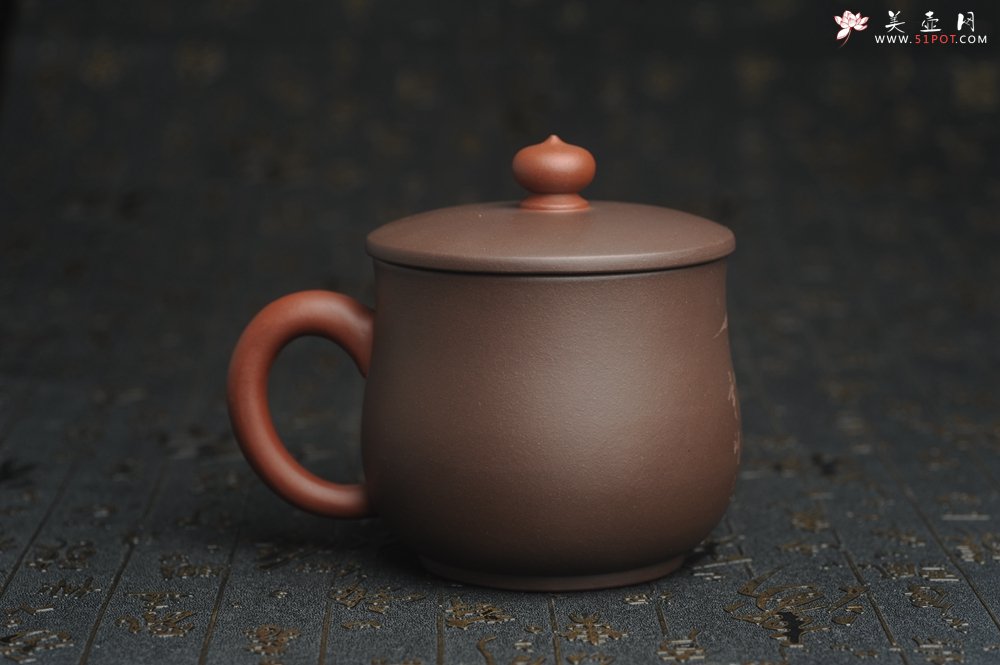 紫砂壶图片：年底纯福利特惠 优质紫泥 山水厚实盖杯 特文气 - 全手工紫砂壶网