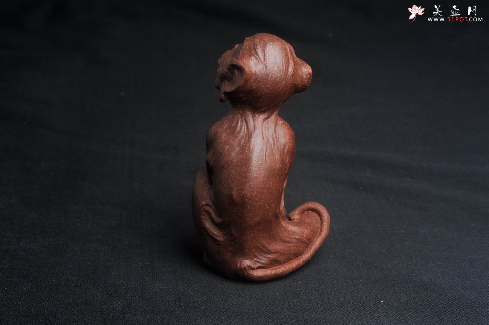 紫砂壶图片：美宠特惠 实力派工艺员姚老师 预计明年升助工 超精品老紫泥紫砂美猴灵猴茶宠 高11cm  肌理丰富生 - 全手工紫砂壶网