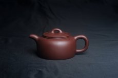 紫砂壶图片：潜力股周小培老师 4号井深井红皮龙 全手工过桥井栏壶 - 全手工紫砂壶网