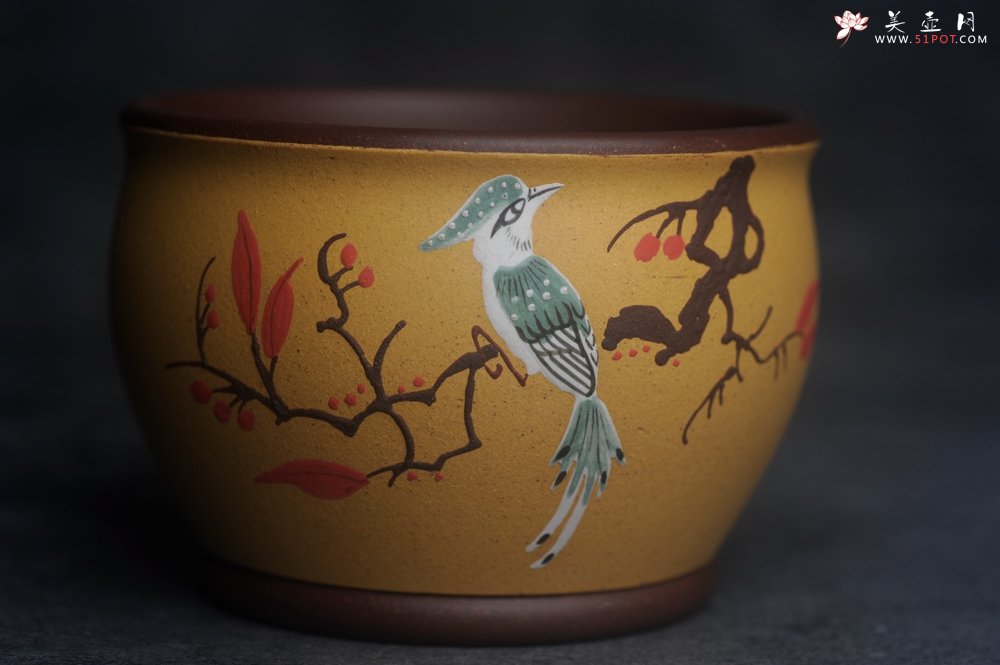 紫砂壶图片：美美杯特惠 精致花鸟紫砂杯 紫泥粉黄金段泥主人杯 茶杯 特文气 - 全手工紫砂壶网