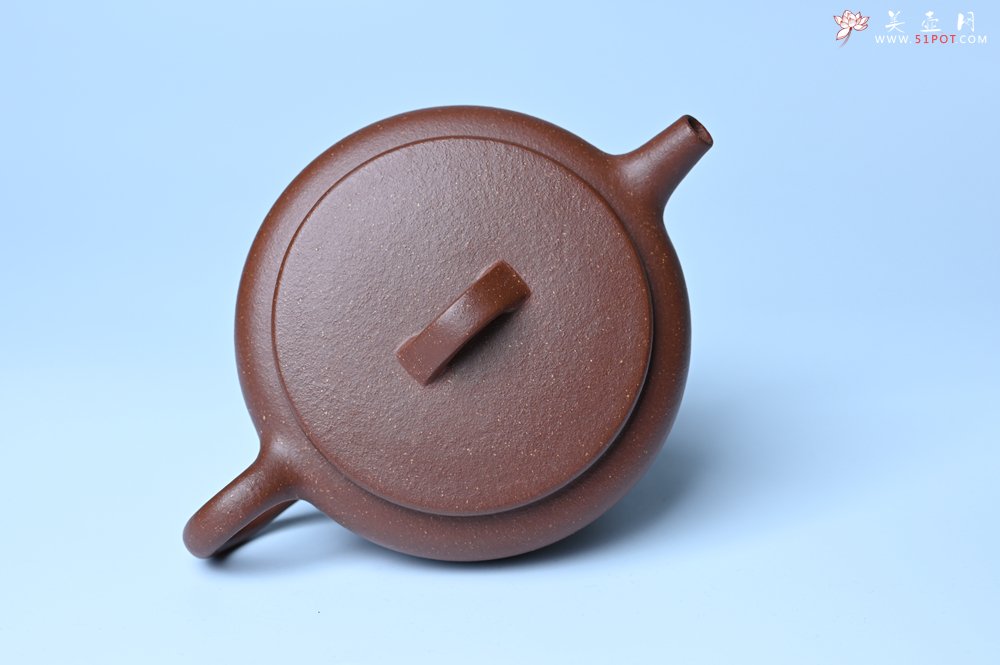 紫砂壶图片：美壶特惠 优质红降坡泥大口玉扁壶 茶人醉爱 - 全手工紫砂壶网