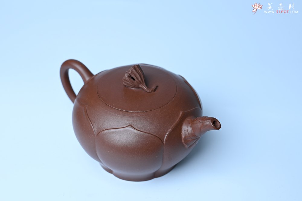 紫砂壶图片：美壶特惠 贴花活灵活现 精致荷花壶 茶人醉爱 - 全手工紫砂壶网