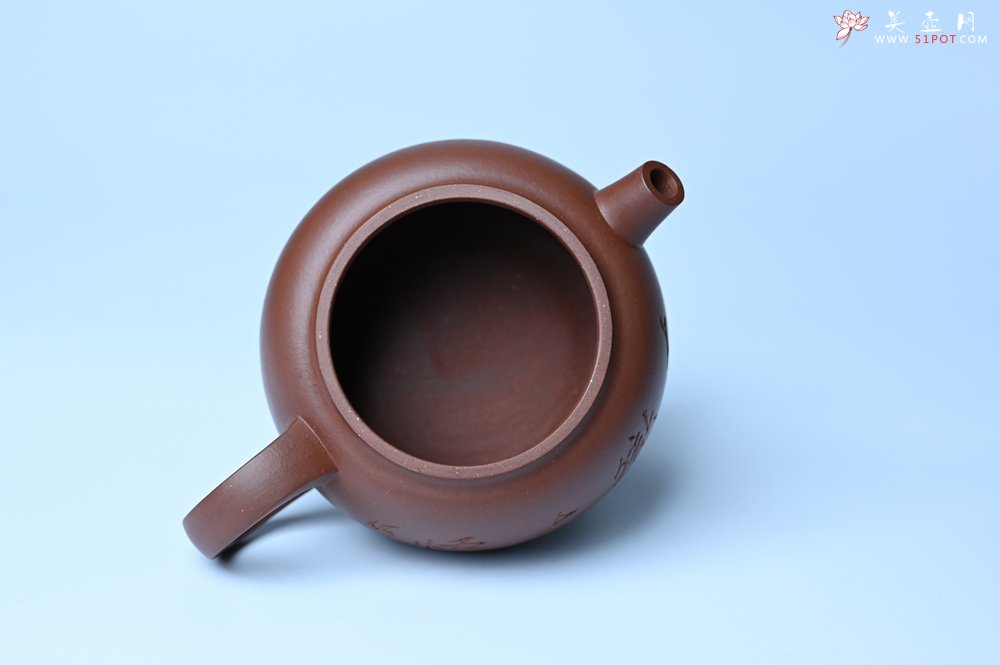 紫砂壶图片：毛国强入室弟子黄云初 特好老紫泥汉瓦壶 名家何水法书法“大彻大悟” 刘世涛伯陶刻 - 全手工紫砂壶网