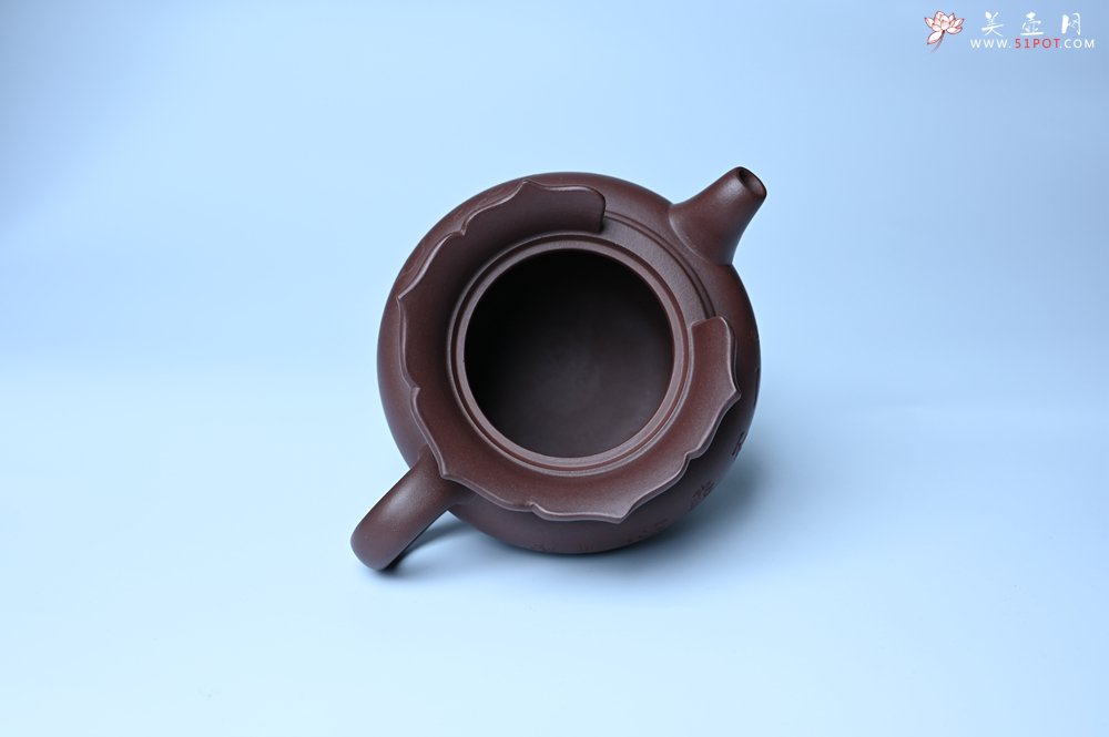 紫砂壶图片：实力派工艺师周斌 老紫泥精工僧帽壶 - 全手工紫砂壶网