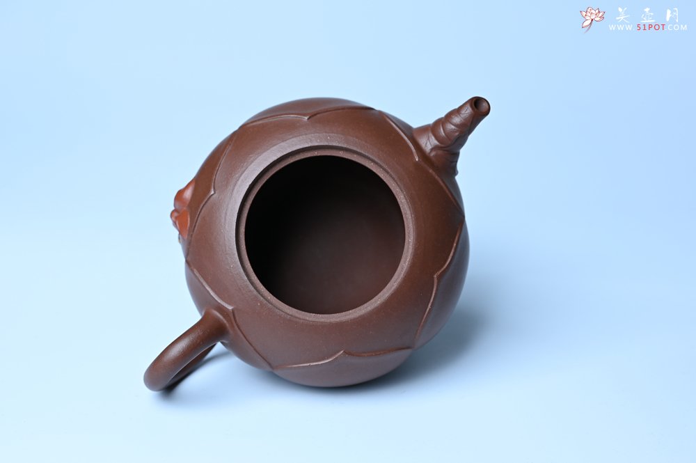 紫砂壶图片：美壶特惠 贴花活灵活现 精致荷花壶 茶人醉爱 - 全手工紫砂壶网