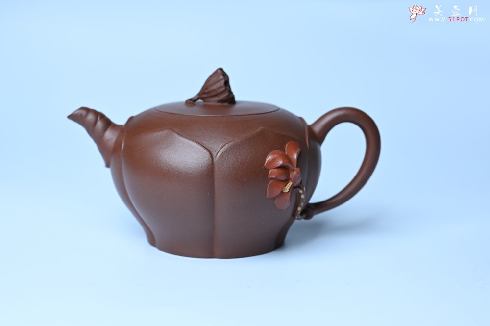 紫砂壶图片：美壶特惠 贴花活灵活现 精致荷花壶 茶人醉爱 - 全手工紫砂壶网