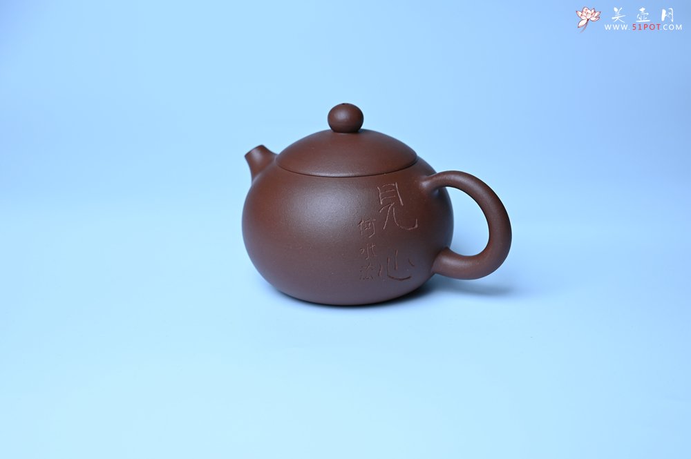 紫砂壶图片：毛国强入室弟子黄云初 特好老紫泥见心西施壶 名家何水法书法 刘世涛伯陶刻 - 全手工紫砂壶网