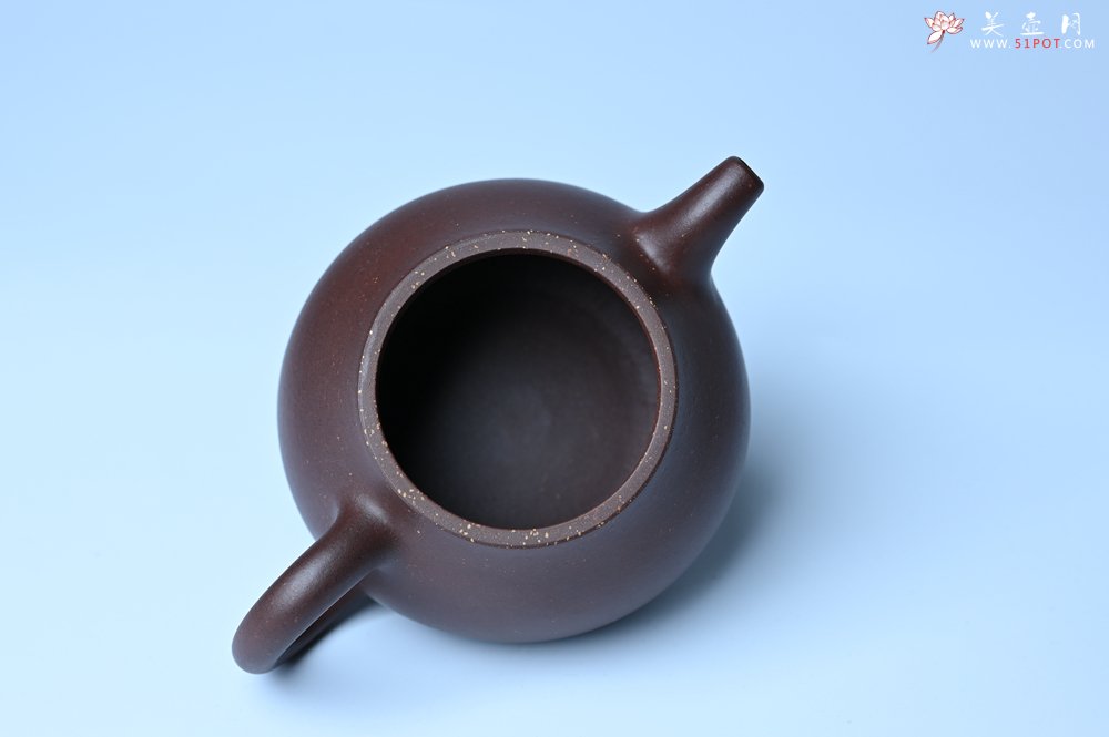 紫砂壶图片：美壶特惠 潜力股王老师 全手工刹凹成型单片拍打老紫泥潘壶 - 全手工紫砂壶网