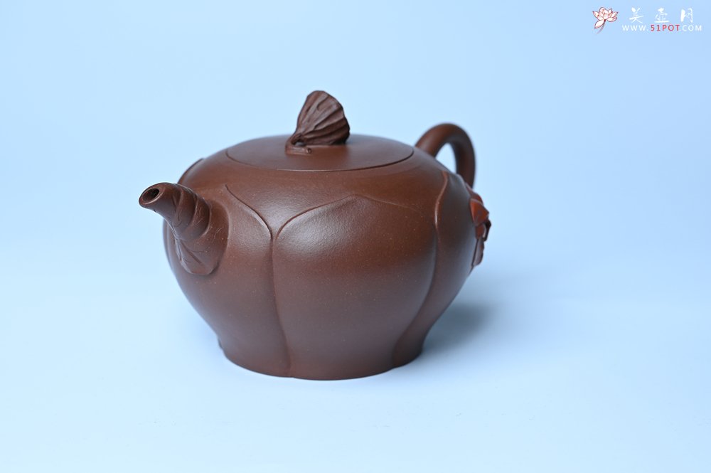 紫砂壶图片：美壶特惠 贴花活灵活现 精致荷花壶 茶人醉爱 - 全手工紫砂壶网