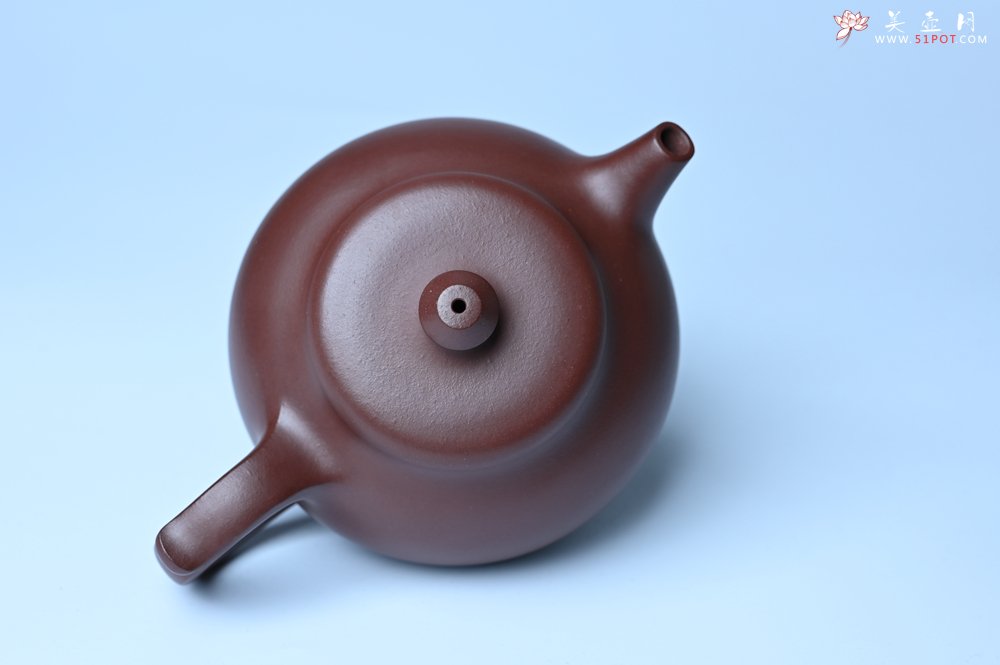 紫砂壶图片：潜力股周小培老师 4号井深井红皮龙全手工修德壶 养后特润 期待与您结缘 - 全手工紫砂壶网