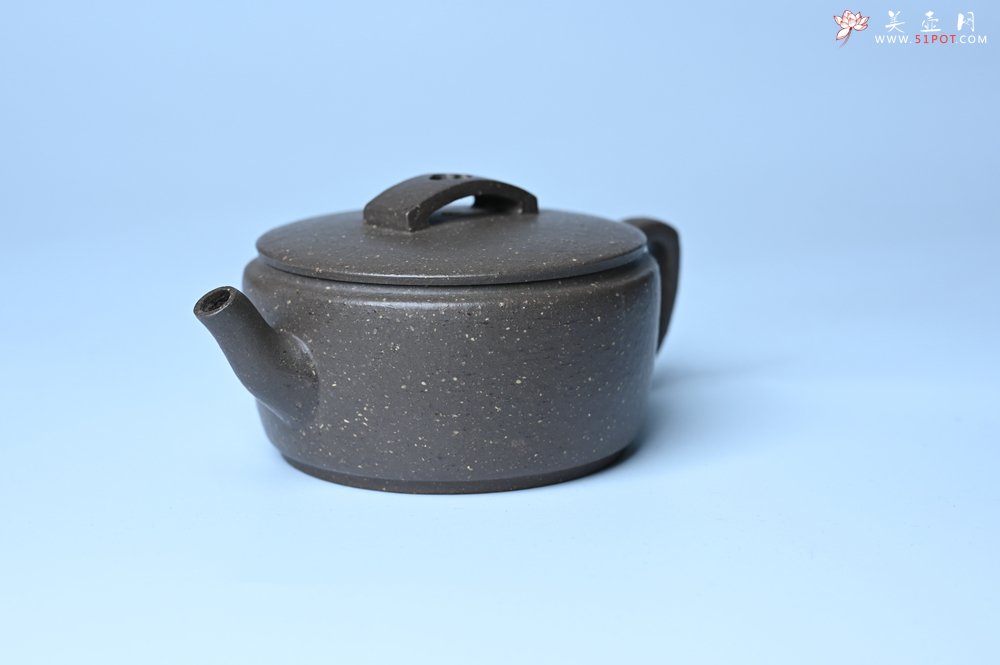 紫砂壶图片：美壶特惠 优质青灰段泥汉瓦壶 茶人醉爱 - 全手工紫砂壶网