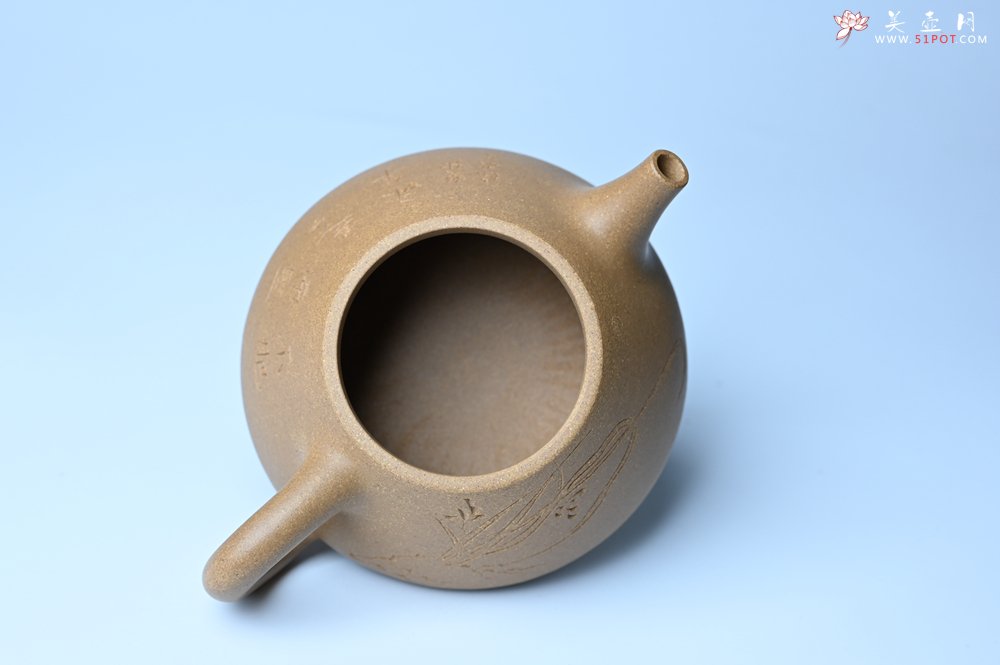 紫砂壶图片：油润老段泥(此泥料属于家藏老料！油润无比，识者自知！)全手工曼生石瓢 陶兴精心装饰 - 全手工紫砂壶网