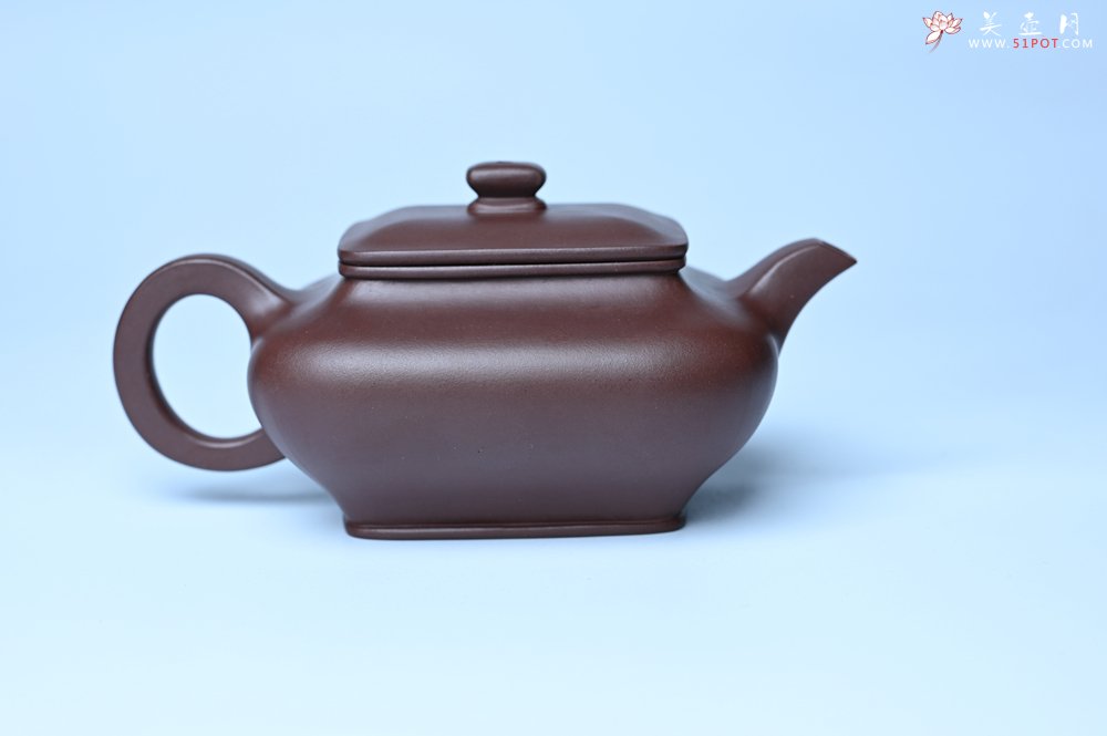 紫砂壶图片：油润老紫泥全手工精工小四方虚扁壶 - 全手工紫砂壶网