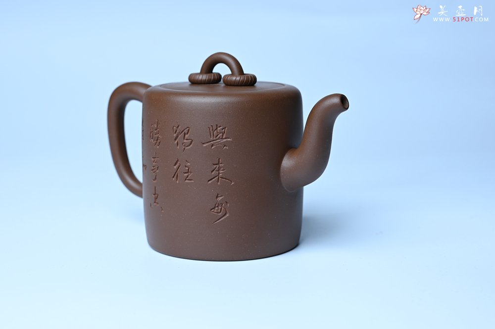 紫砂壶图片：美壶特惠 潜力股王静然 优质紫泥双圈壶 兴来每独往 胜事空自知 装饰文雅 - 全手工紫砂壶网