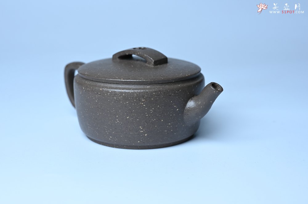 紫砂壶图片：美壶特惠 优质青灰段泥汉瓦壶 茶人醉爱 - 全手工紫砂壶网