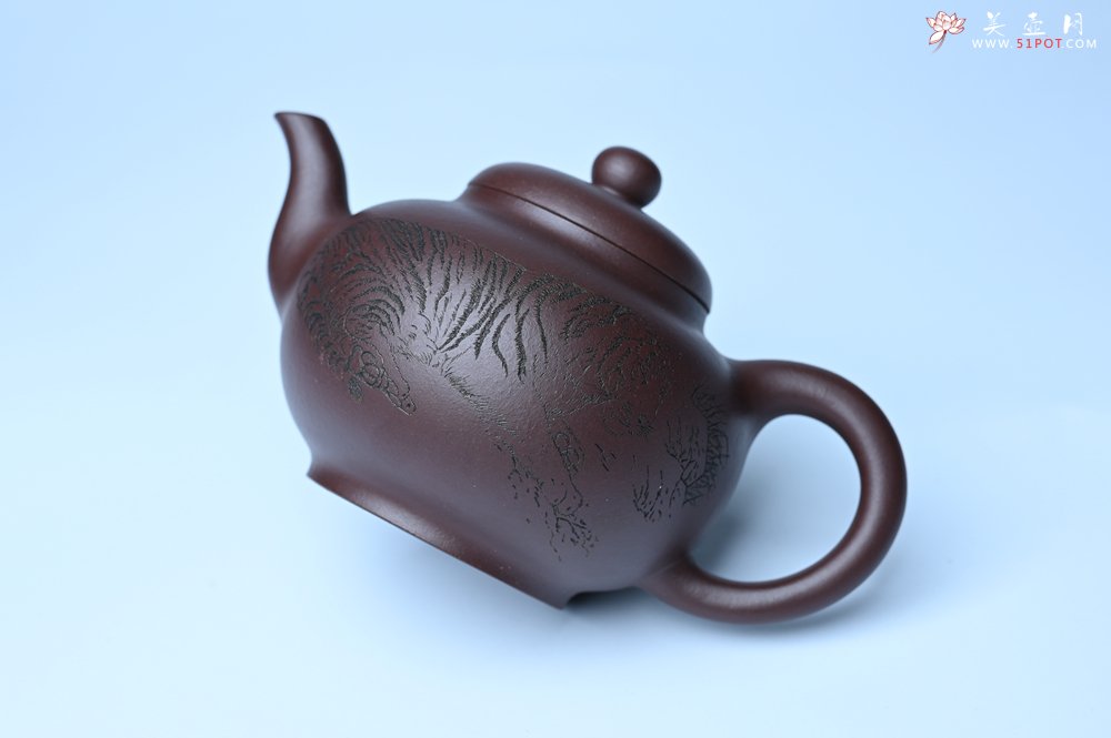 紫砂壶图片：油润黄龙山底槽青 全手工熹微壶 文气装饰 虎啸山林 期待与您结缘 - 全手工紫砂壶网