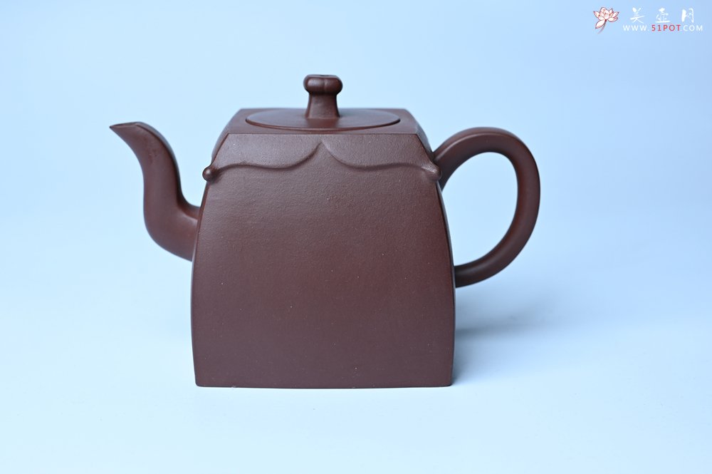 紫砂壶图片：美壶特惠 精致四方圆口壶 造型新颖 - 全手工紫砂壶网