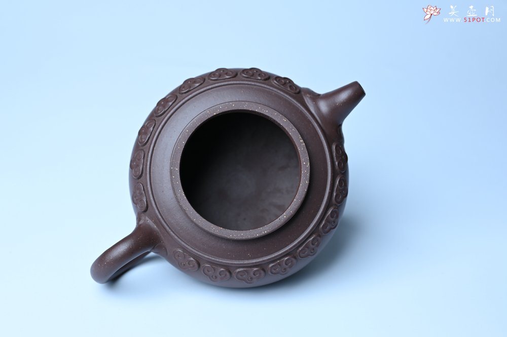 紫砂壶图片：美壶特惠 精致紫泥云肩如意壶 茶人醉爱 - 全手工紫砂壶网