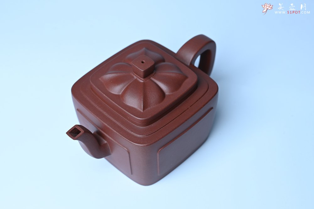 紫砂壶图片：美壶特惠 全手工优质紫红泥精致四方菱花壶 特文气 - 全手工紫砂壶网