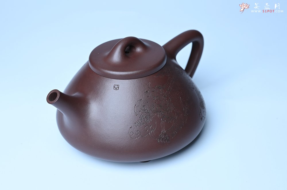 紫砂壶图片：特油润底曹青 全手工子冶石瓢 助工装饰菩萨坐骑瑞兽 - 全手工紫砂壶网