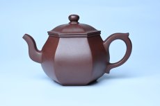 紫砂壶图片：全手工六方高韵 韵味悠长 - 全手工紫砂壶网