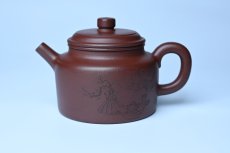 紫砂壶图片：油润黄龙山4号深井红皮龙 全手工德中壶 做工特好 装饰清供图 特文气 - 全手工紫砂壶网