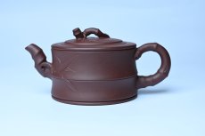 紫砂壶图片：美壶特惠 精致紫泥可心竹段壶 茶人醉爱 - 全手工紫砂壶网