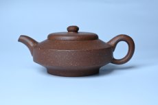 紫砂壶图片：美壶特惠 特好高温老降坡泥汉君壶 - 全手工紫砂壶网