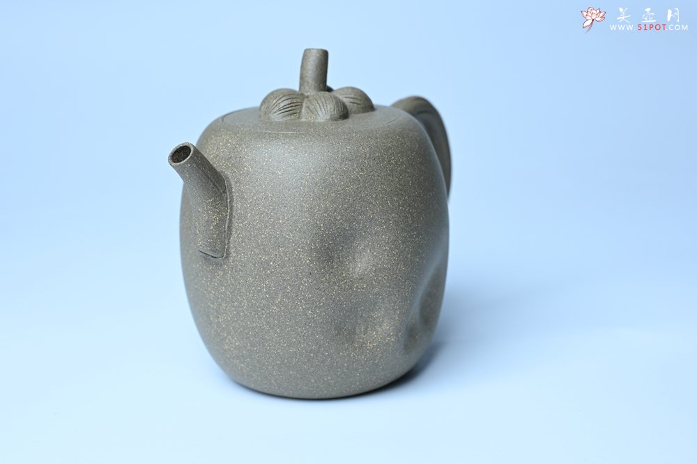 紫砂壶图片：美壶特惠 精致薄胎青段泥瓜菱壶 质量仅84g 茶人醉爱 - 全手工紫砂壶网