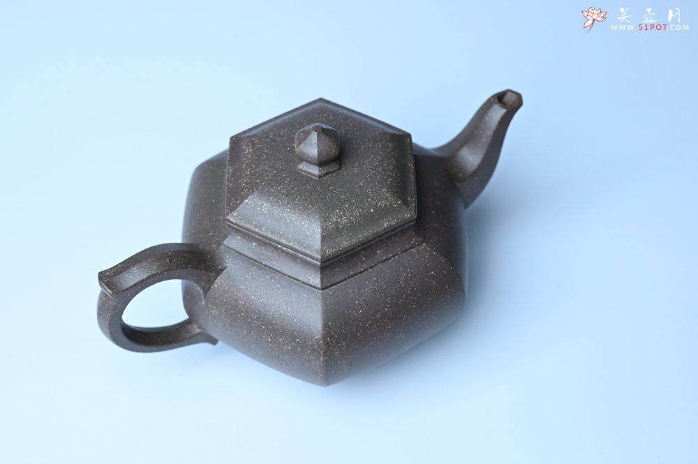 紫砂壶图片：实力派张海艳全手工特好老青灰段泥六方笑樱壶 做工灰常精致 气韵流畅 - 全手工紫砂壶网