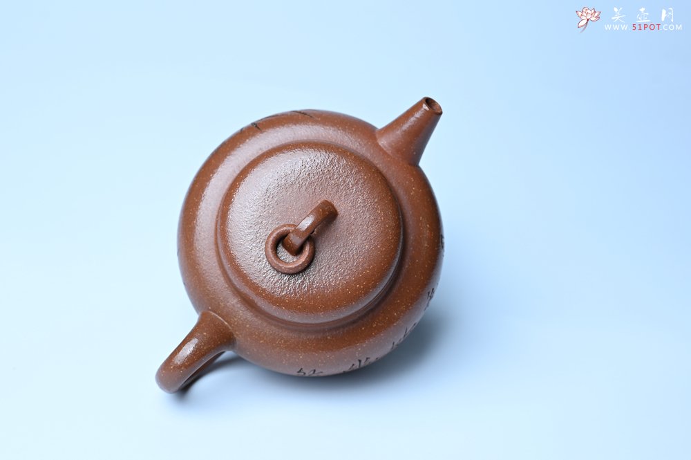 紫砂壶图片：美壶特惠 养过油润降坡泥圈钮德中壶 茶人醉爱 - 全手工紫砂壶网
