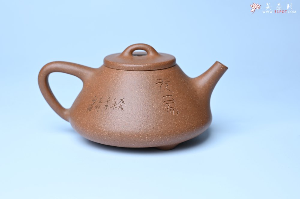 紫砂壶图片：油润五彩段泥 全手工薄胎子冶石瓢 难度大 骨肉匀挺 文气装饰罗汉图 无为 - 全手工紫砂壶网