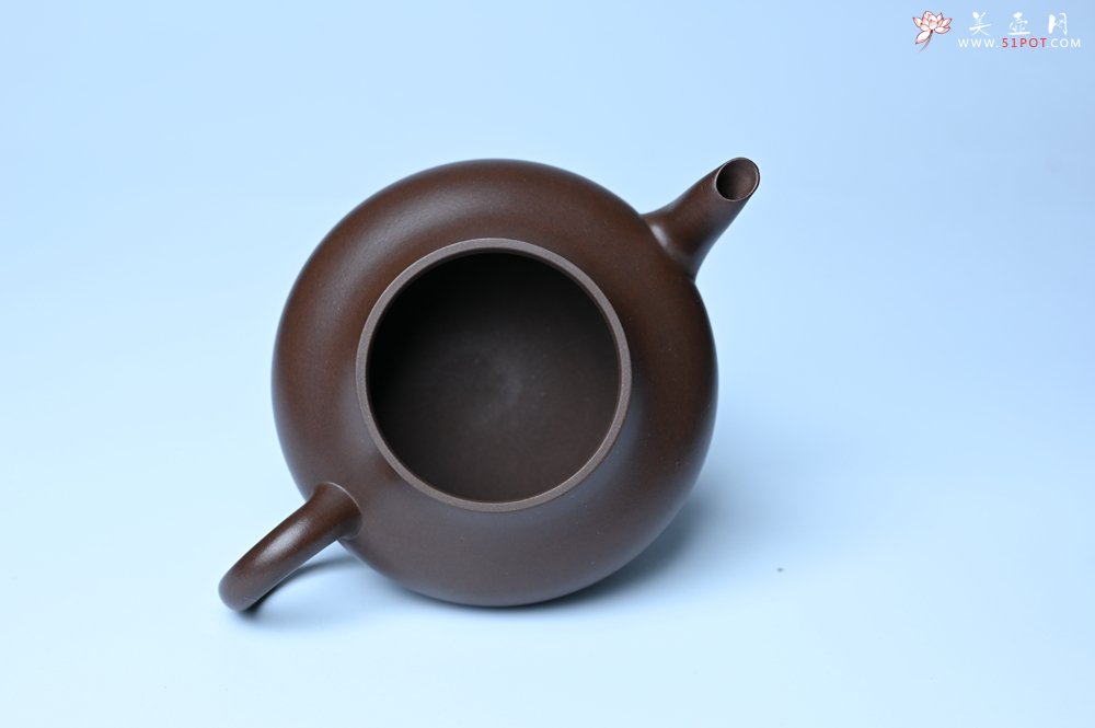 紫砂壶图片：美壶特惠 特好老紫泥茄段梨形壶 茶人醉爱 - 全手工紫砂壶网