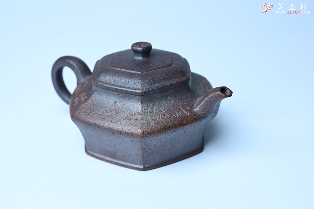 紫砂壶图片：美壶特惠 柴烧六方虚扁紫砂壶 茶人醉爱 - 全手工紫砂壶网