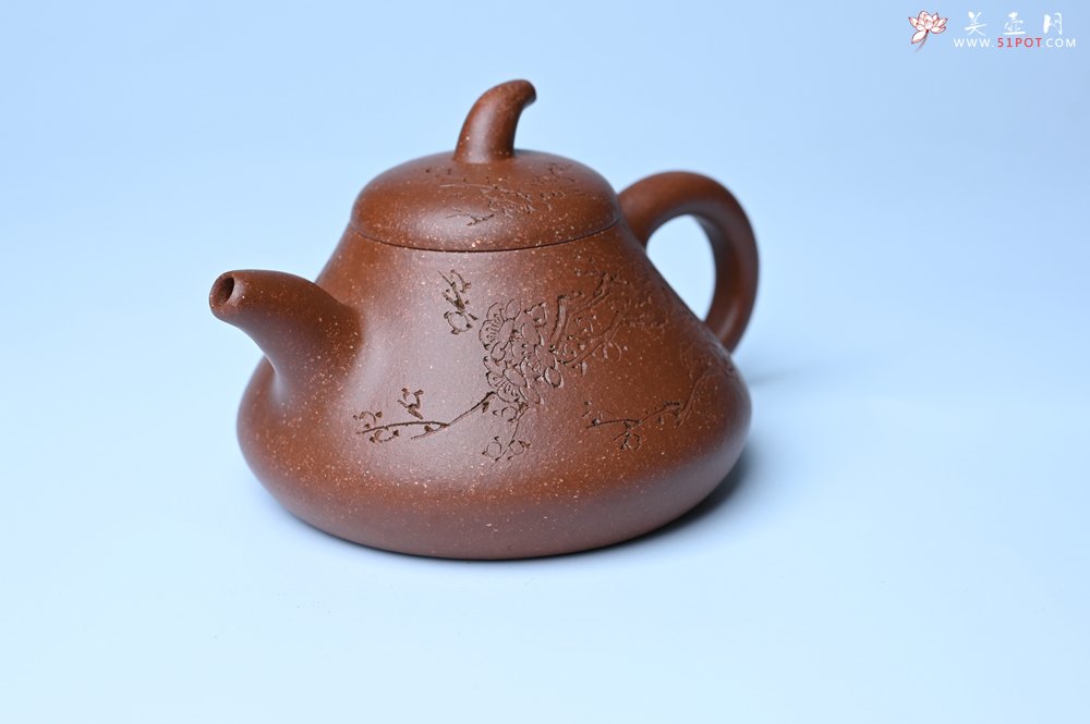 紫砂壶图片：美壶特惠 潜力股王老师 全手工拍打成型茄瓢壶 装饰梅花 特文气 - 全手工紫砂壶网