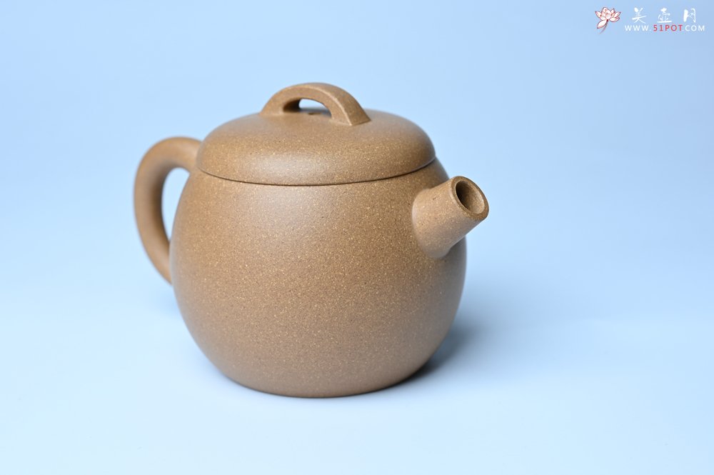 紫砂壶图片：美壶特惠 特好老黄段泥精致大炮巨轮壶 茶人醉爱 - 全手工紫砂壶网