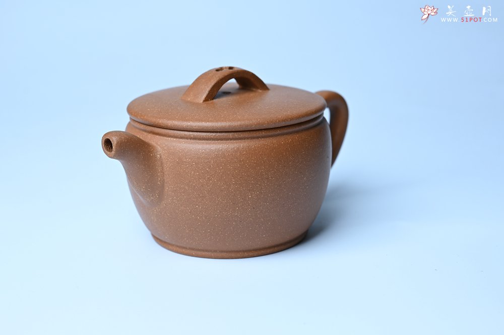 紫砂壶图片：美壶特惠 精致黄降坡泥汉瓦壶 茶人醉爱 - 全手工紫砂壶网