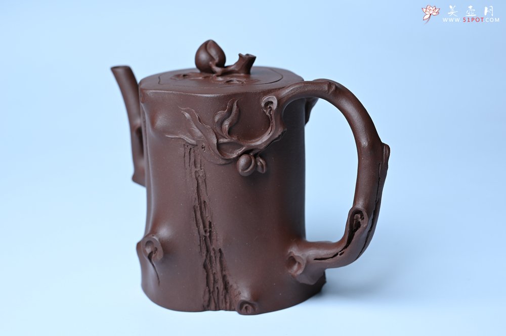 紫砂壶图片：潜力股赵老师 全手工秀雅桃桩 肌理自然生动 - 全手工紫砂壶网