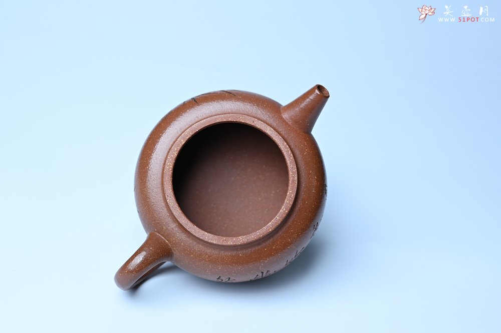 紫砂壶图片：美壶特惠 养过油润降坡泥圈钮德中壶 茶人醉爱 - 全手工紫砂壶网