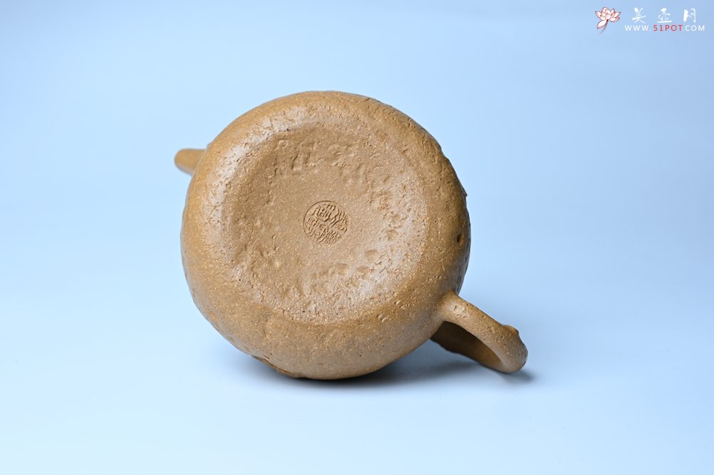 紫砂壶图片：美壶特惠 特好老段泥全手工供春壶 茶人醉爱 - 全手工紫砂壶网