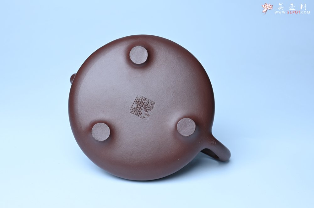 紫砂壶图片：潜力股周小培 特好全手工底槽清子冶石瓢 此是诗仙坡老作 与君同试雨前茶 - 全手工紫砂壶网