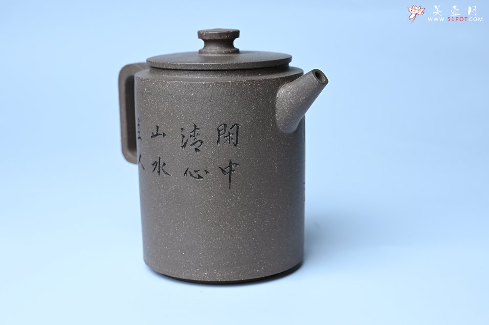 紫砂壶图片：美壶特惠 蠡墅大水潭深井老天青泥 精致圆础壶 装饰山水 茶人醉爱 - 全手工紫砂壶网