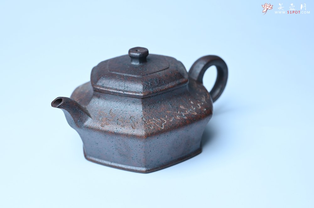 紫砂壶图片：美壶特惠 柴烧六方虚扁紫砂壶 茶人醉爱 - 全手工紫砂壶网