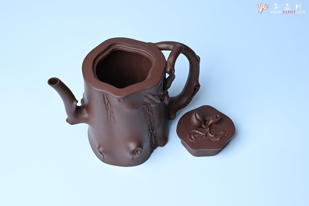 紫砂壶图片：潜力股赵老师 全手工秀雅桃桩 肌理自然生动 - 全手工紫砂壶网