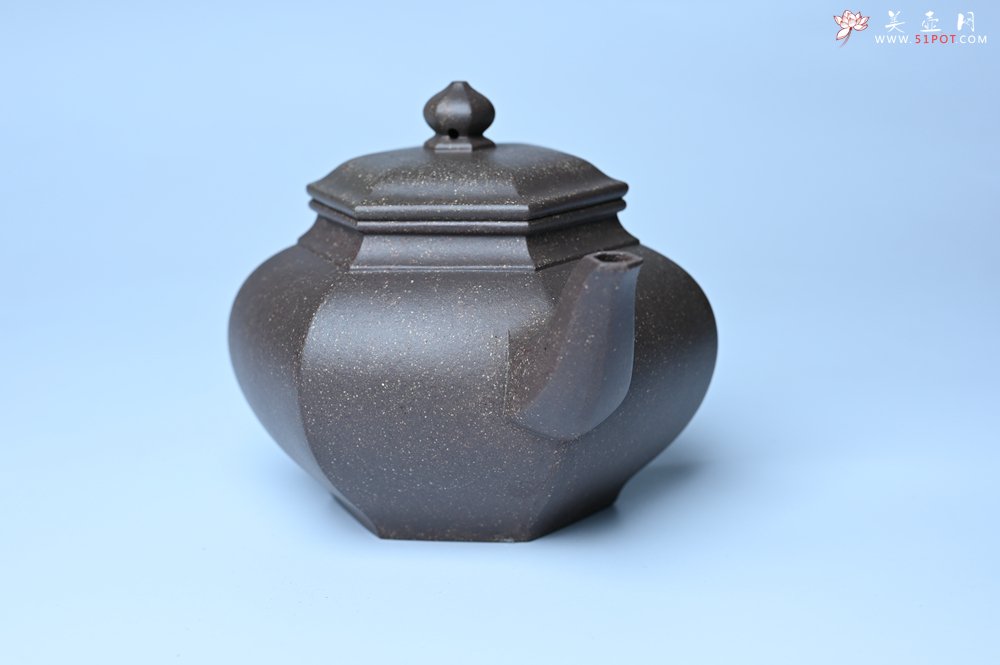 紫砂壶图片：实力派张海艳全手工特好老青灰段泥六方笑樱壶 做工灰常精致 气韵流畅 - 全手工紫砂壶网