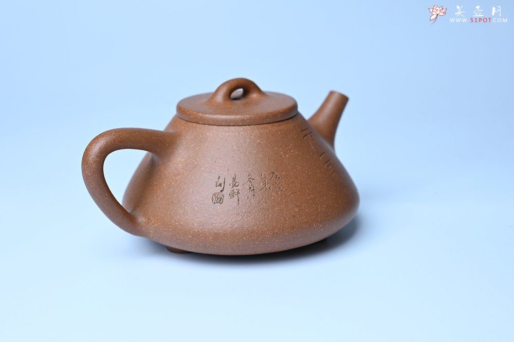 紫砂壶图片：油润五彩段泥 全手工薄胎子冶石瓢 难度大 骨肉匀挺 文气装饰罗汉图 无为 - 全手工紫砂壶网